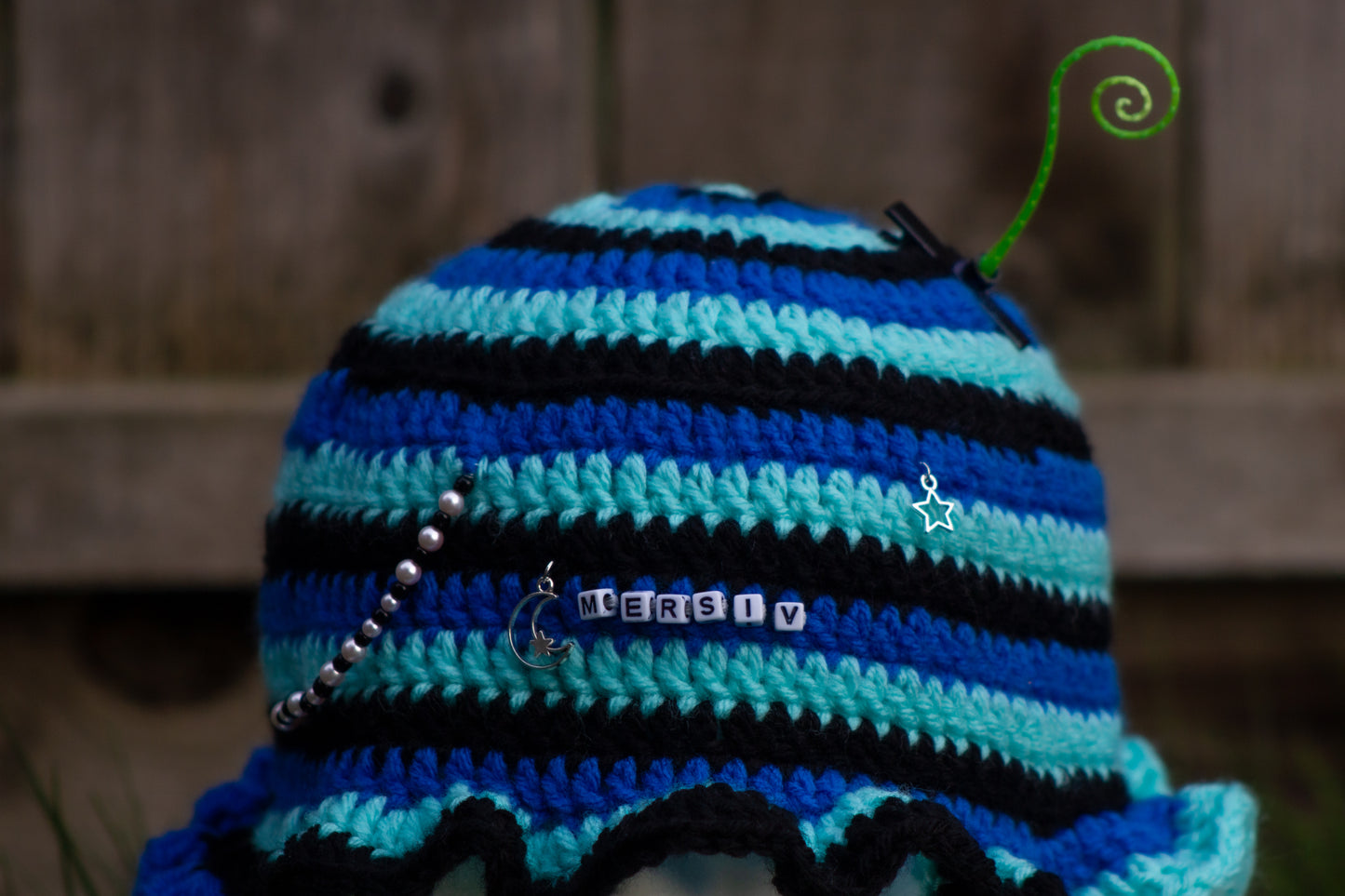 'MERSIV' Bucket Hat (size M)